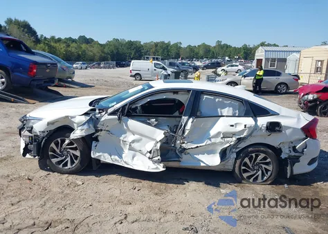 2018 Honda Civic Ex z USA, uszkodzony, nr VIN 19XFC2F75JE014180